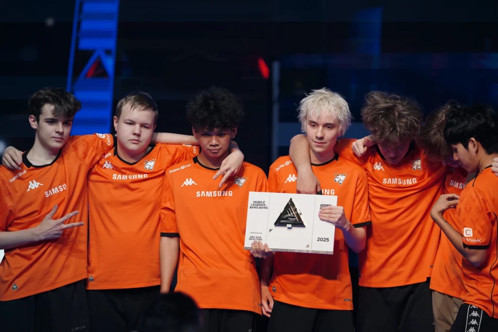 Pluto из Virtus.pro: «Мы - одна из сильнейших команд в Wildcard-стадии. Остальным не повезло с группой»